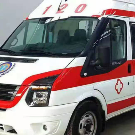 泰和非急救护送病人转院租赁救护车的优缺点对比